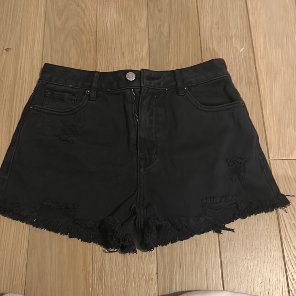 black jean shorts size 24